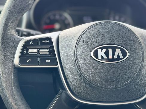 Used 2019 Kia Sorento L image 34