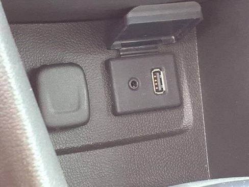 Used 2014 Buick Encore Premium FWD image 12