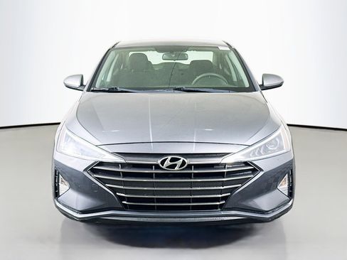 Used 2019 Hyundai Elantra SE w/ Cargo Package image 2