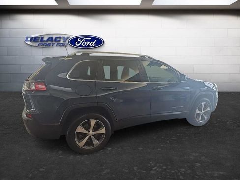 Used 2019 Jeep Cherokee Limited AWD/4WD image 7