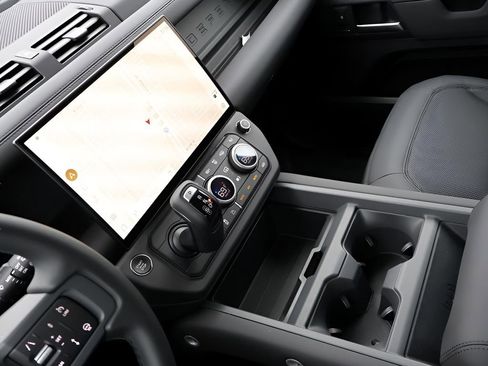 New 2026 Land Rover Defender 110 S image 19