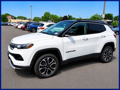 Used 2022 Jeep Compass Limited w/ Sun and Sound Group