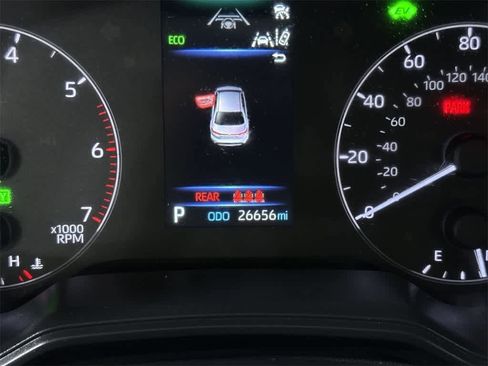 Used 2023 Toyota Corolla LE image 19