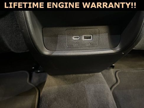 Used 2024 Cadillac XT4 Premium Luxury image 28