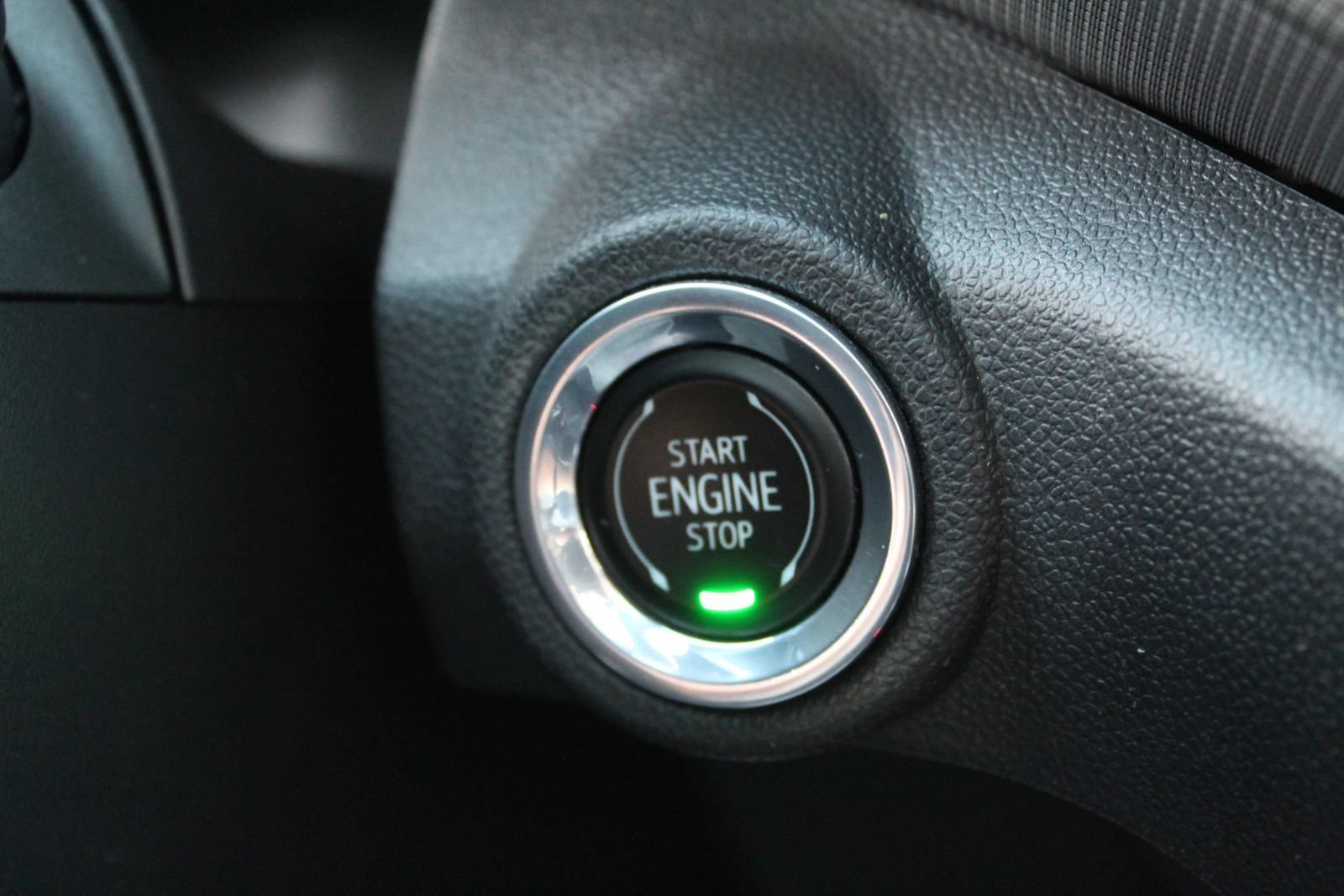 Used 2022 Chevrolet TrailBlazer ACTIV w/ Sun and Liftgate Package FWD image 24