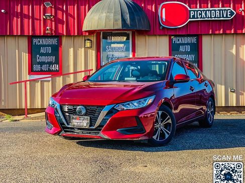 Used 2022 Nissan Sentra SV image 2