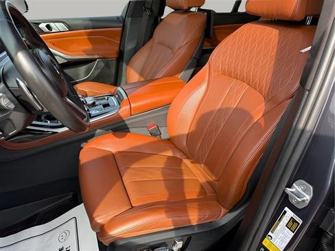Used 2019 BMW X7 xDrive50i w/ M Sport Package image 25