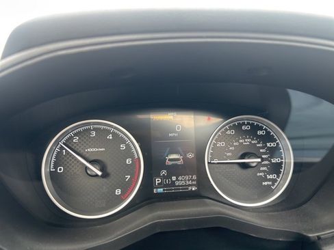 Used 2020 Subaru Forester Limited w/ Popular Package #3 image 9