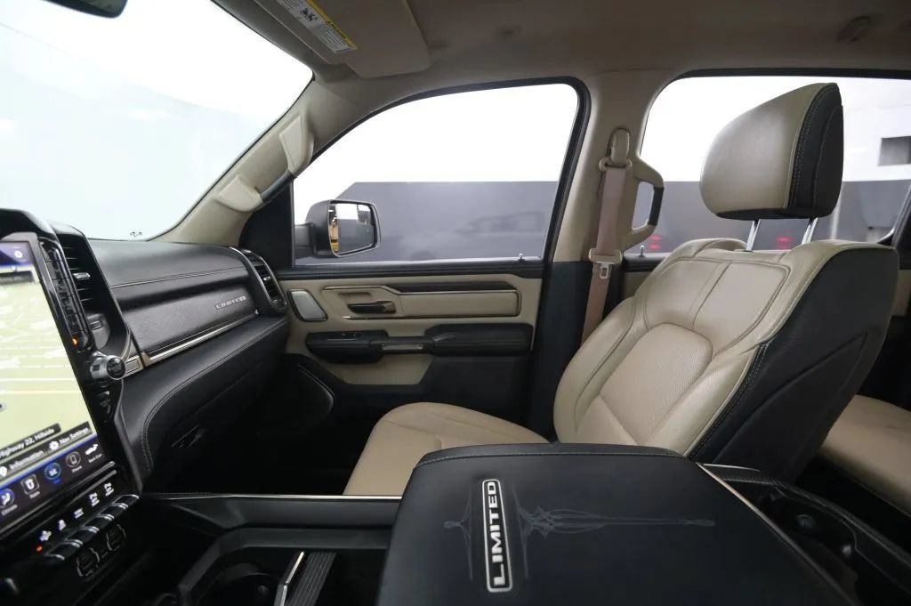 Used 2019 RAM 1500 Limited AWD/4WD image 33