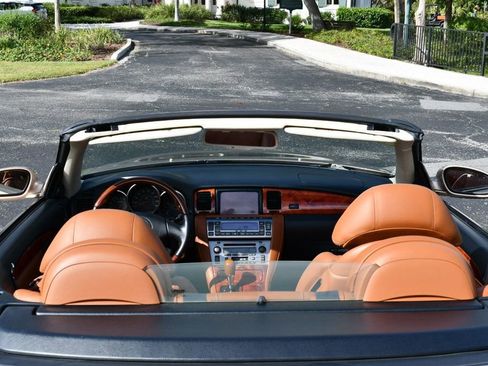 Used 2005 Lexus SC 430 Convertible image 55