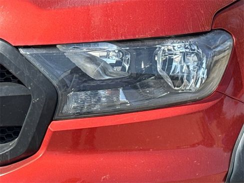 Used 2019 Ford Ranger XLT w/ Equipment Group 302A Luxury image 4