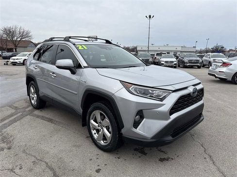 Used 2021 Toyota RAV4 XLE Premium image 1