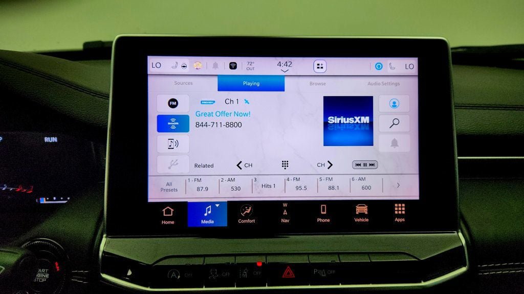 Used 2024 Jeep Compass Limited w/ High Altitude Package AWD/4WD image 16