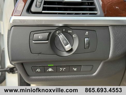 Used 2018 BMW 650i Convertible image 32