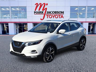 Used 2022 Nissan Rogue Sport SL w/ Premium Package