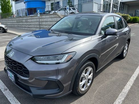 Used 2024 Honda HR-V LX image 1