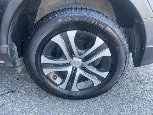 Used 2018 Toyota RAV4 LE w/ All Weather Liner Package image 23