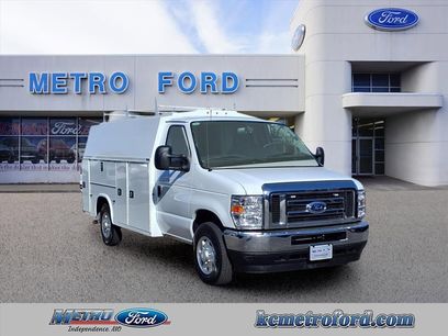 Used 2025 Ford E-350 and Econoline 350 Super Duty w/ Power Equipment Group