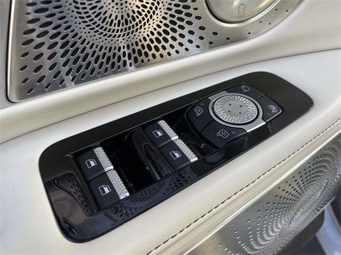 Used 2024 Lincoln Nautilus Black Label image 18