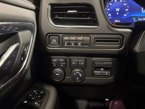 Certified 2024 Chevrolet Tahoe Z71 w/ Luxury Package image 18