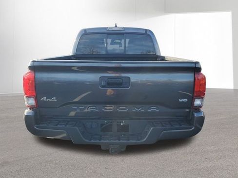 Used 2021 Toyota Tacoma SR image 15