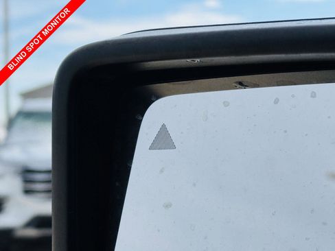 Used 2021 Jeep Wrangler Unlimited Rubicon w/ Trailer Tow Package image 10