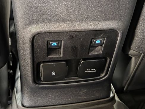 Used 2022 Ford Bronco Badlands AWD/4WD image 11