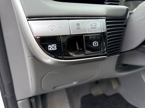 Certified 2023 Hyundai Ioniq 5 SEL w/ Cargo Package image 19