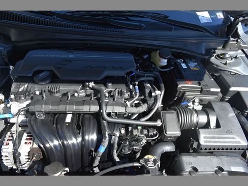 New 2026 Hyundai Elantra SE image 9