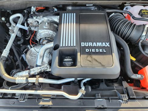 New 2026 GMC Sierra 1500 SLT image 23