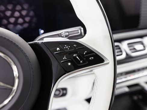 Certified 2024 Mercedes-Benz Maybach GLS 600 4MATIC image 13