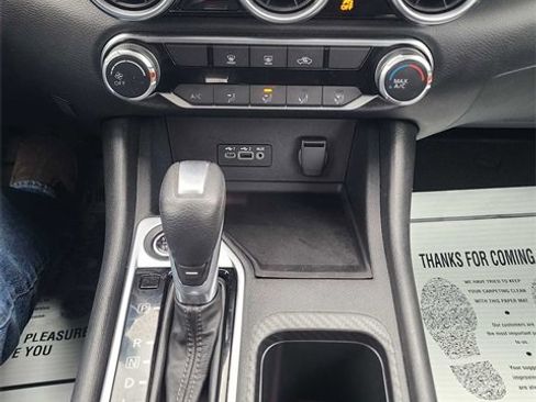 Used 2023 Nissan Sentra SV image 27