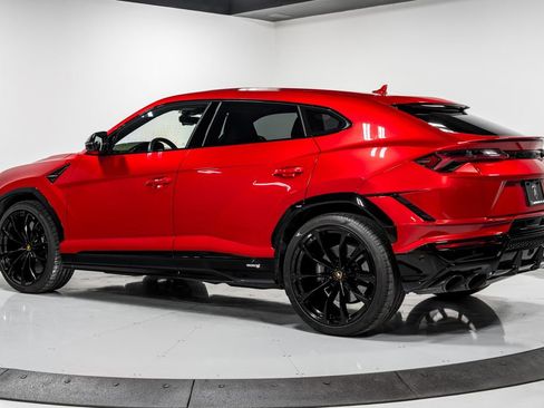 Used 2023 Lamborghini Urus S image 5