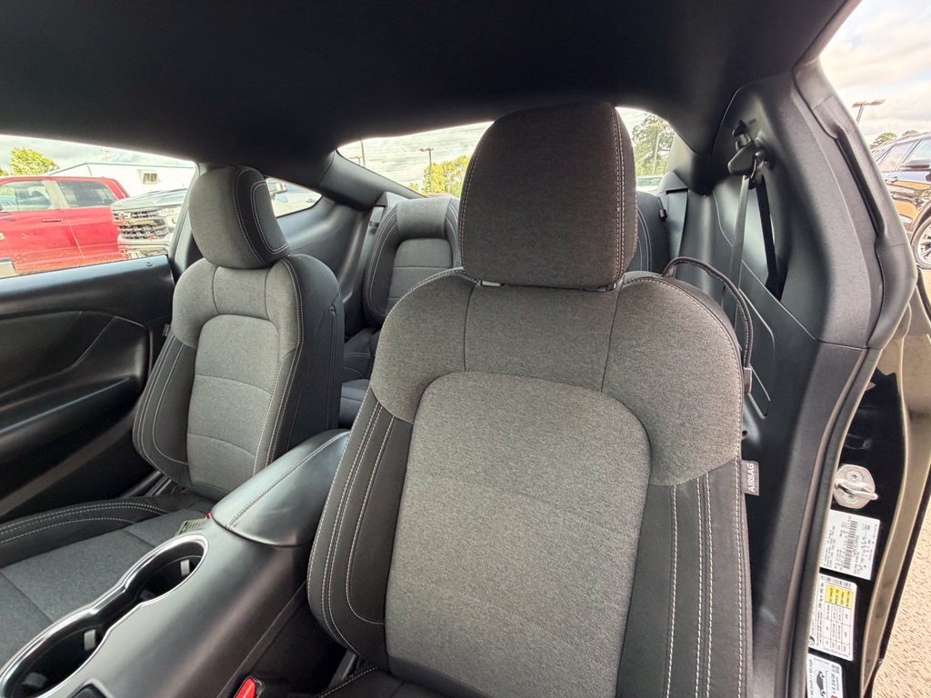 Used 2025 Ford Mustang GT RWD image 17