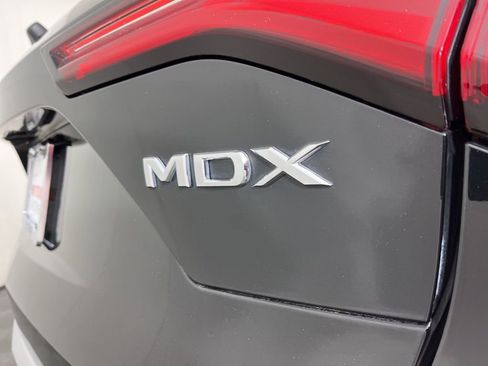 Used 2023 Acura MDX SH-AWD w/ Technology Package image 3