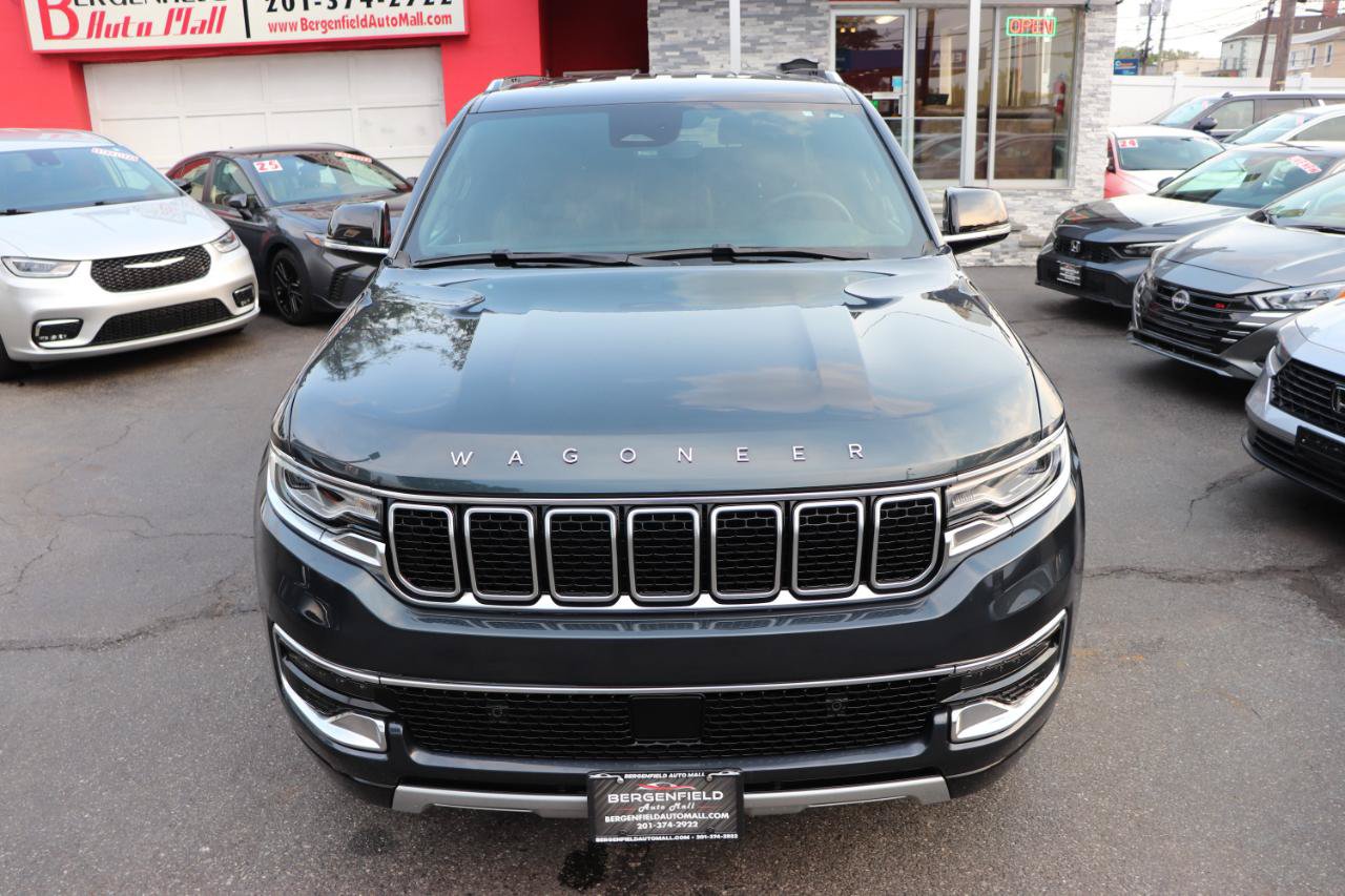 Used 2024 Jeep Wagoneer Series II AWD/4WD image 9