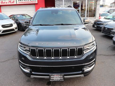 Used 2024 Jeep Wagoneer Series II AWD/4WD image 9
