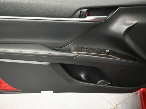 Used 2021 Toyota Camry XSE image 21