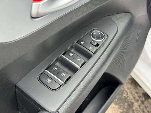 Used 2023 Kia Forte LXS image 15