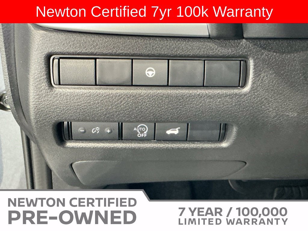 Used 2026 Nissan Rogue SV w/ Cold Weather Package FWD image 32