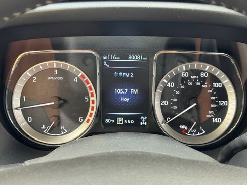 Used 2016 Nissan Titan PRO-4X image 17