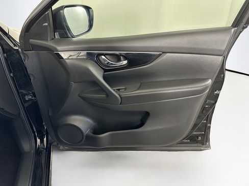 Used 2019 Nissan Rogue Sport SL w/ Premium Package image 33