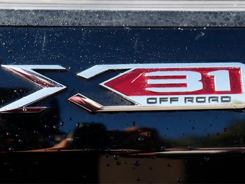 Used 2020 GMC Sierra 1500 SLT w/ SLT Premium Package image 51