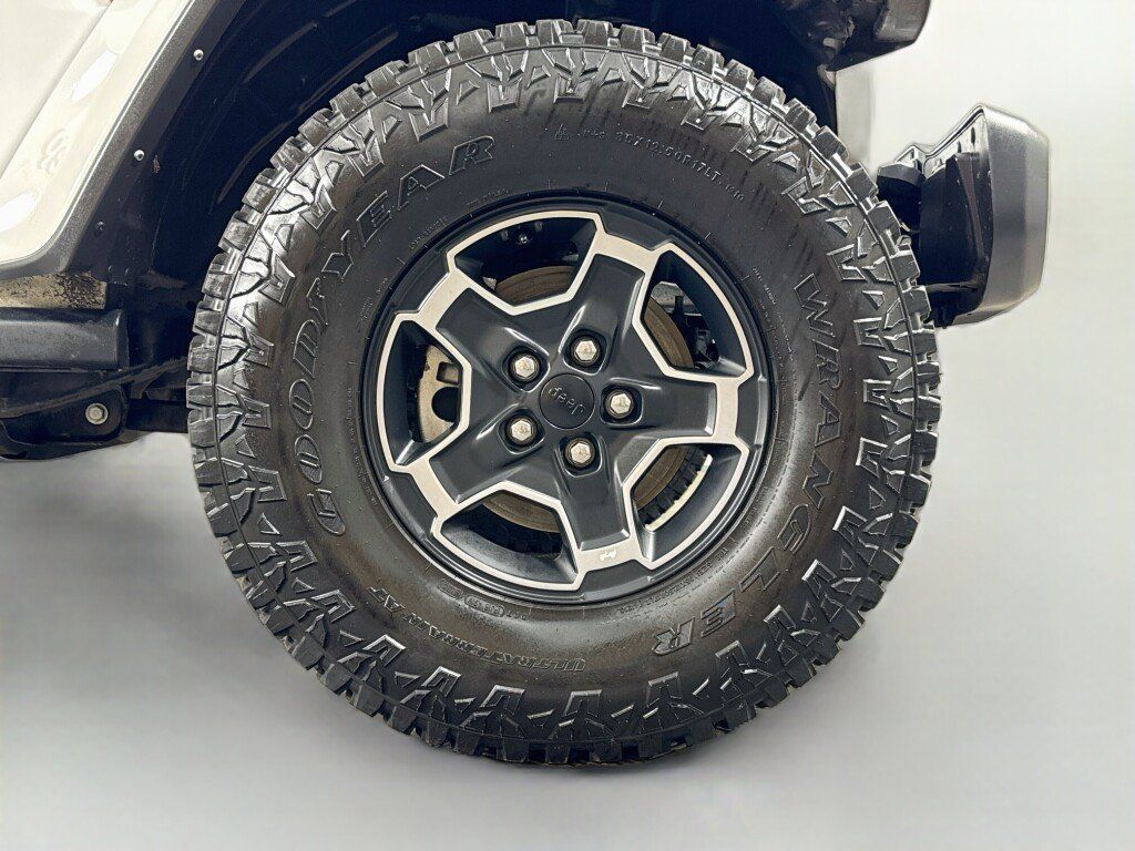 Used 2022 Jeep Gladiator Mojave w/ LED Lighting Group AWD/4WD image 45