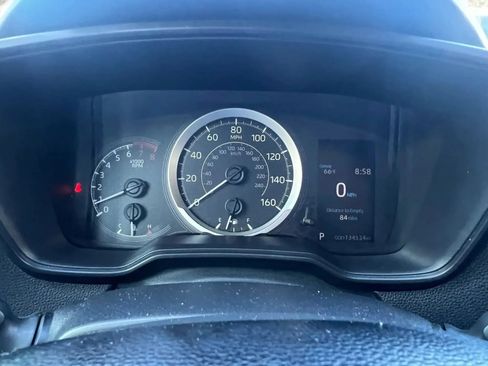Used 2020 Toyota Corolla LE FWD image 18