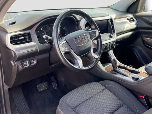 Used 2019 GMC Acadia SLE w/ LPO, Floor Liner Package FWD image 9