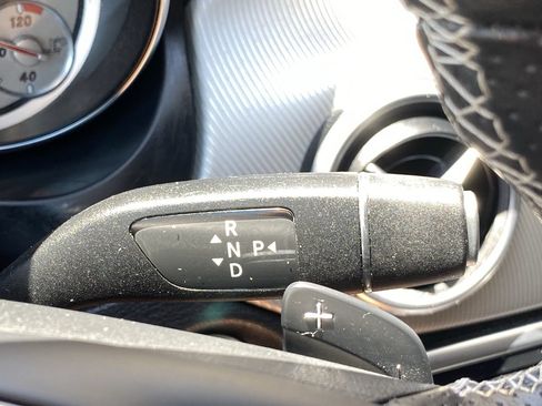 Used 2016 Mercedes-Benz GLA 250 image 9