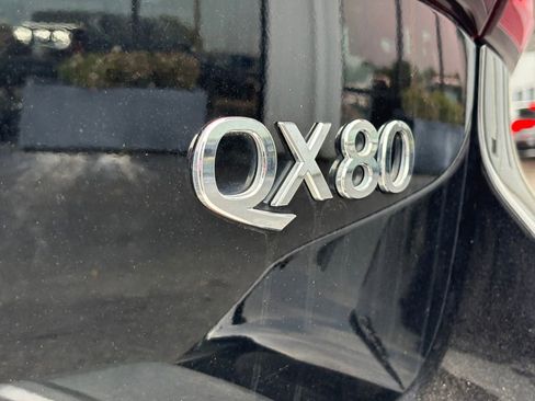 Used 2022 INFINITI QX80 Luxe w/ Cargo Package RWD image 10