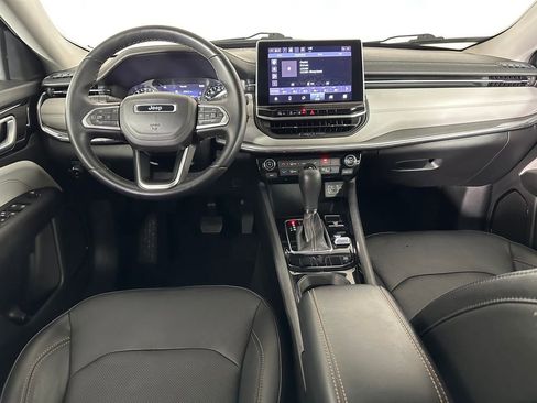 Used 2022 Jeep Compass Limited AWD/4WD image 10