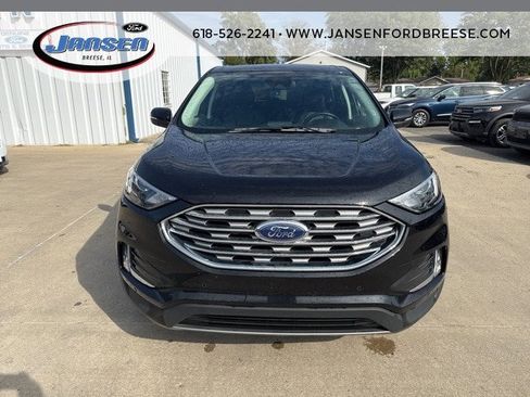 Certified 2024 Ford Edge Titanium image 2